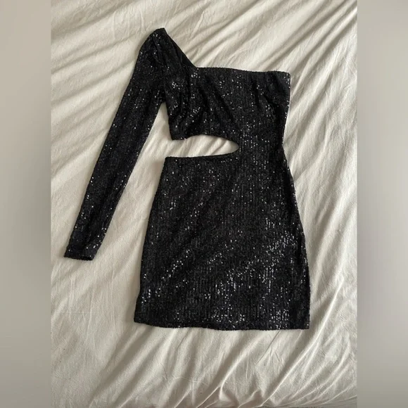 Windsor Black Sequin One-Shoulder Mini Dress - Picture 2 of 3